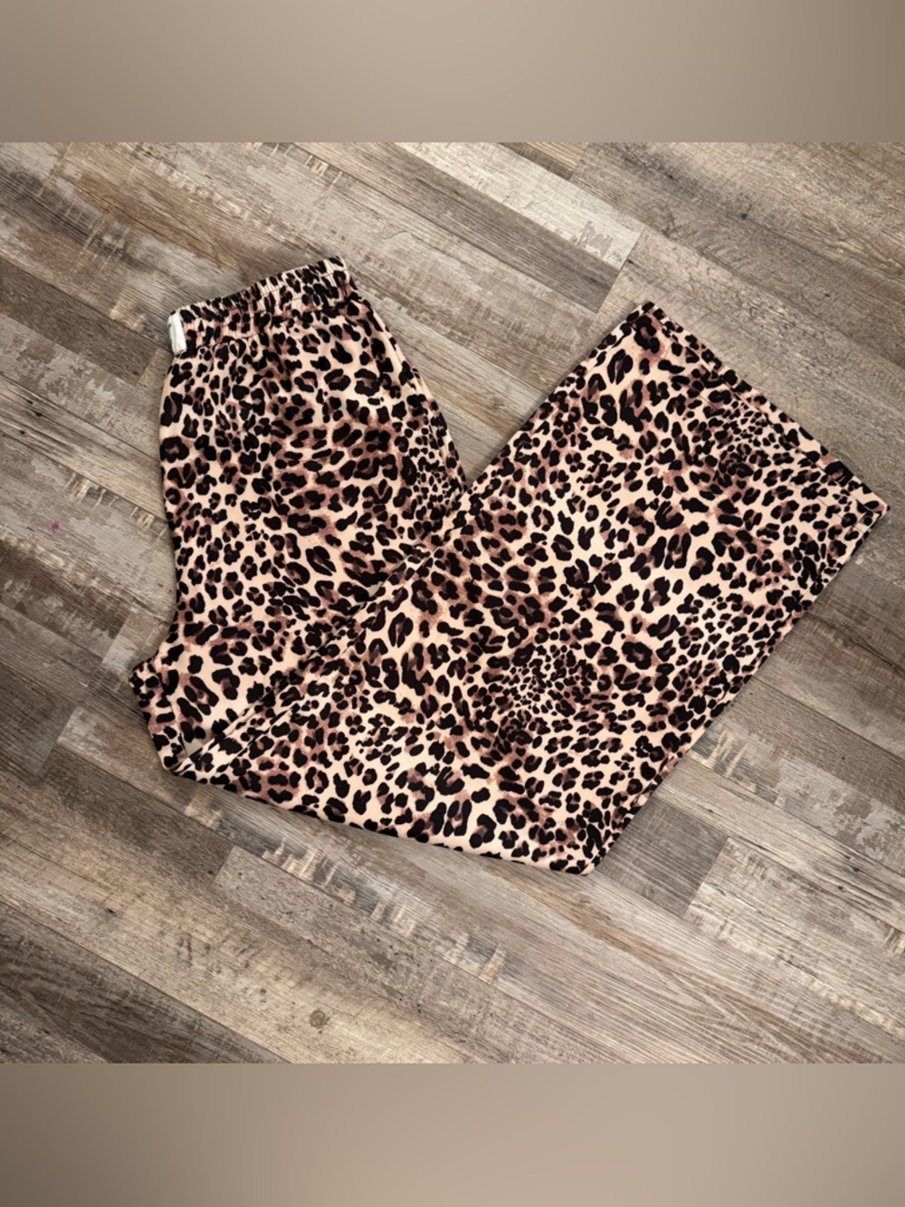 Leopard Print Wide Leg Pants – Size Large – Comfy Elastic Waist